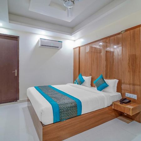 Hotel Classic New Delhi Extérieur photo