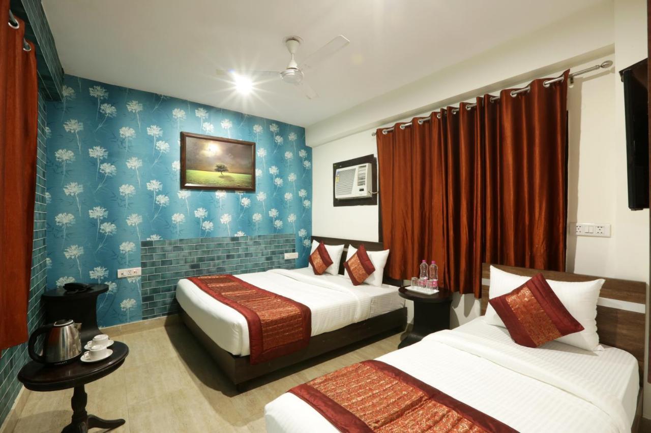 Hotel Classic New Delhi Extérieur photo
