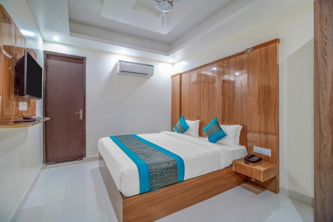 Hotel Classic New Delhi Extérieur photo