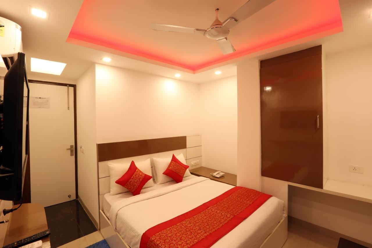 Hotel Classic New Delhi Extérieur photo