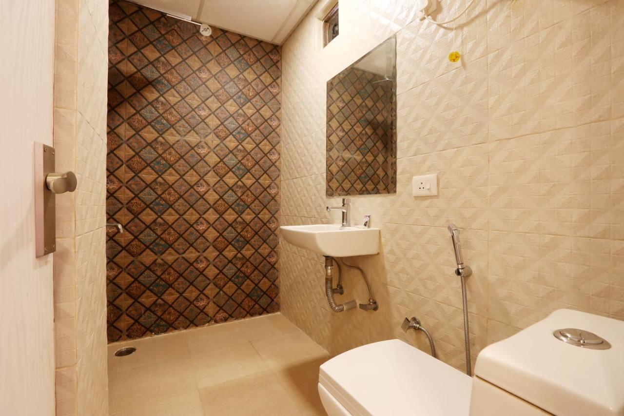 Hotel Classic New Delhi Extérieur photo