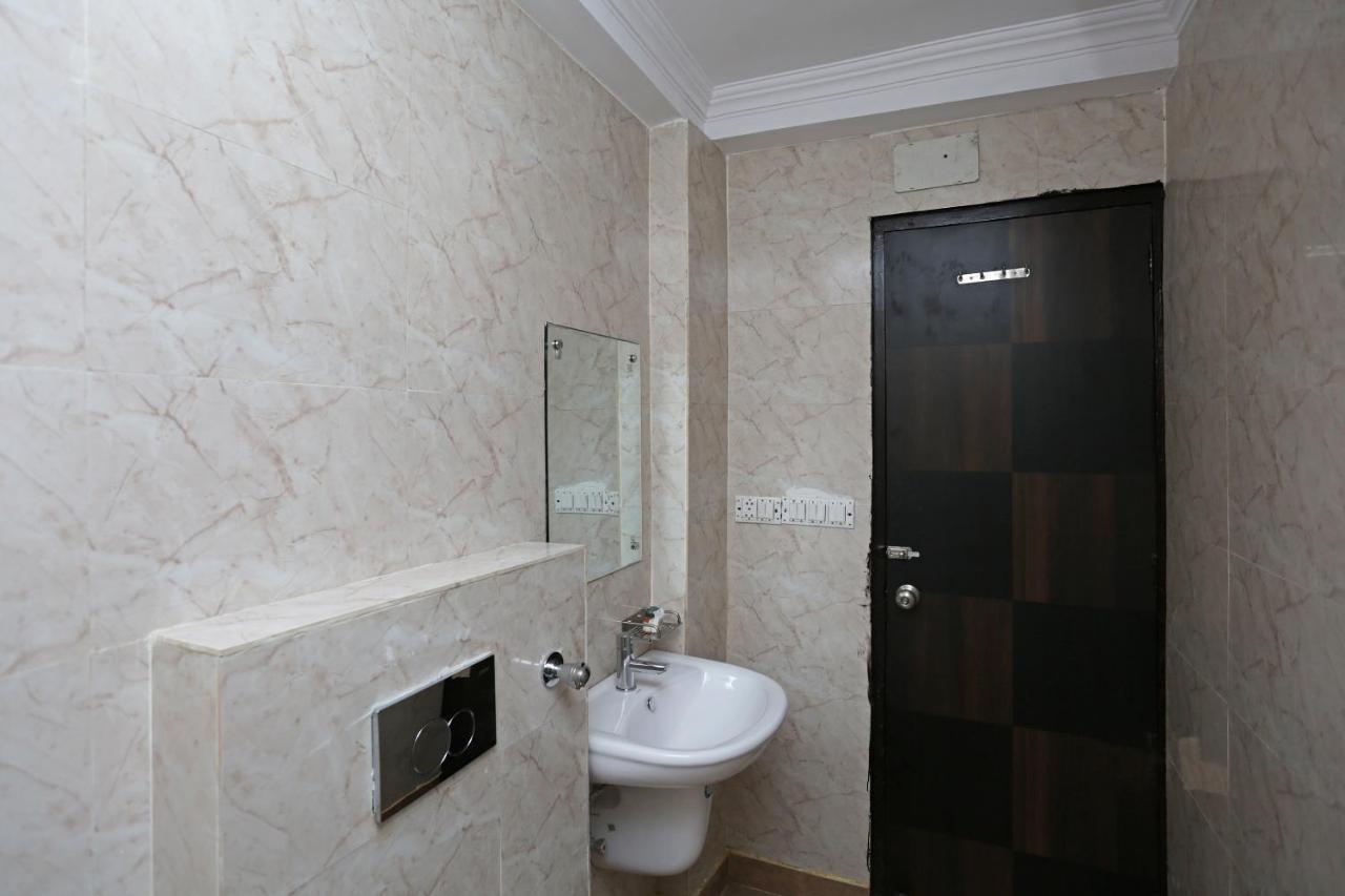 Hotel Classic New Delhi Extérieur photo